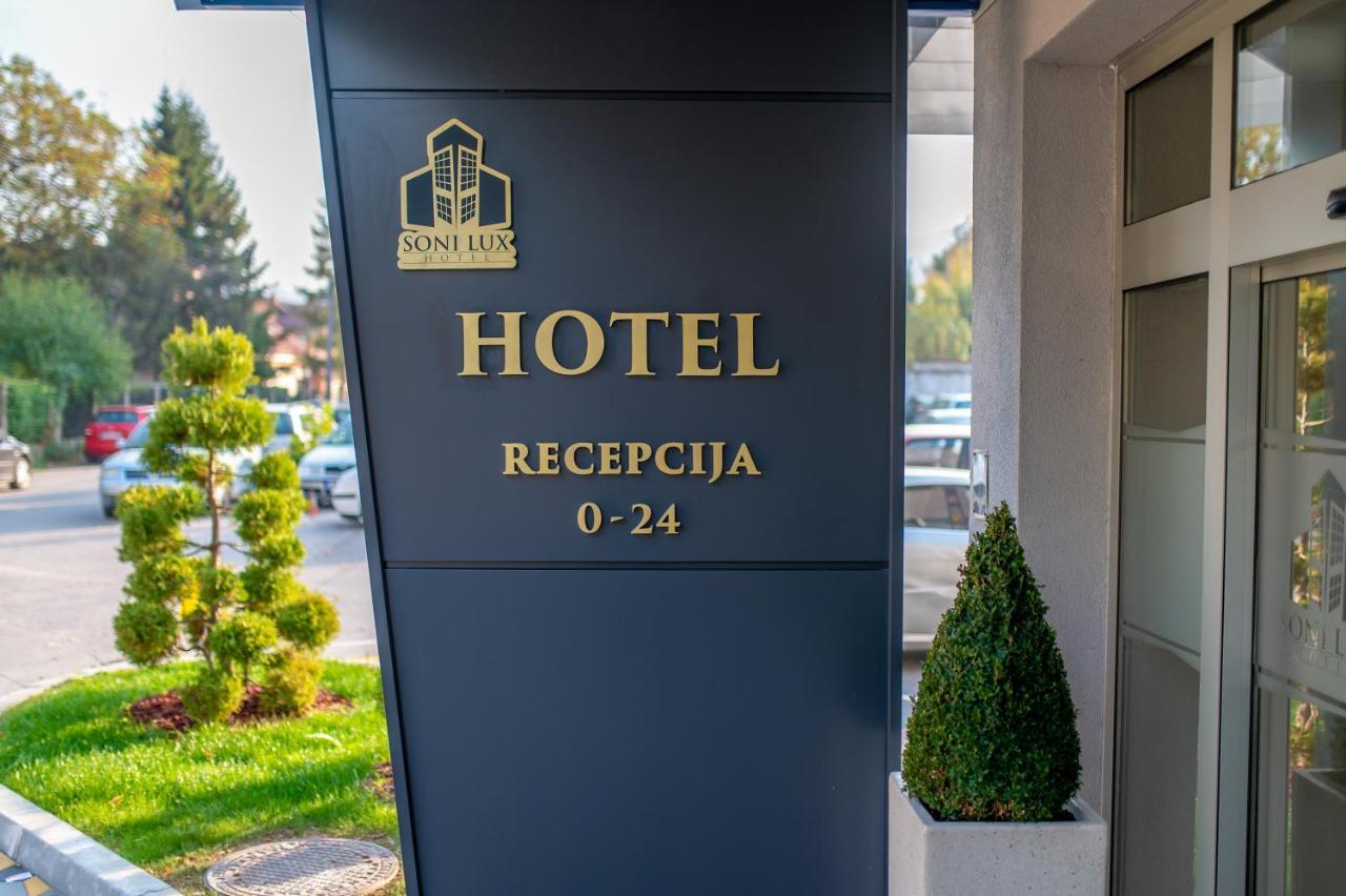 Hotel Soni Lux Tuzla Exteriör bild